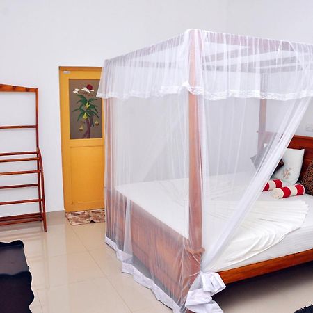 Rock Pool Residence Tangalle Bagian luar foto