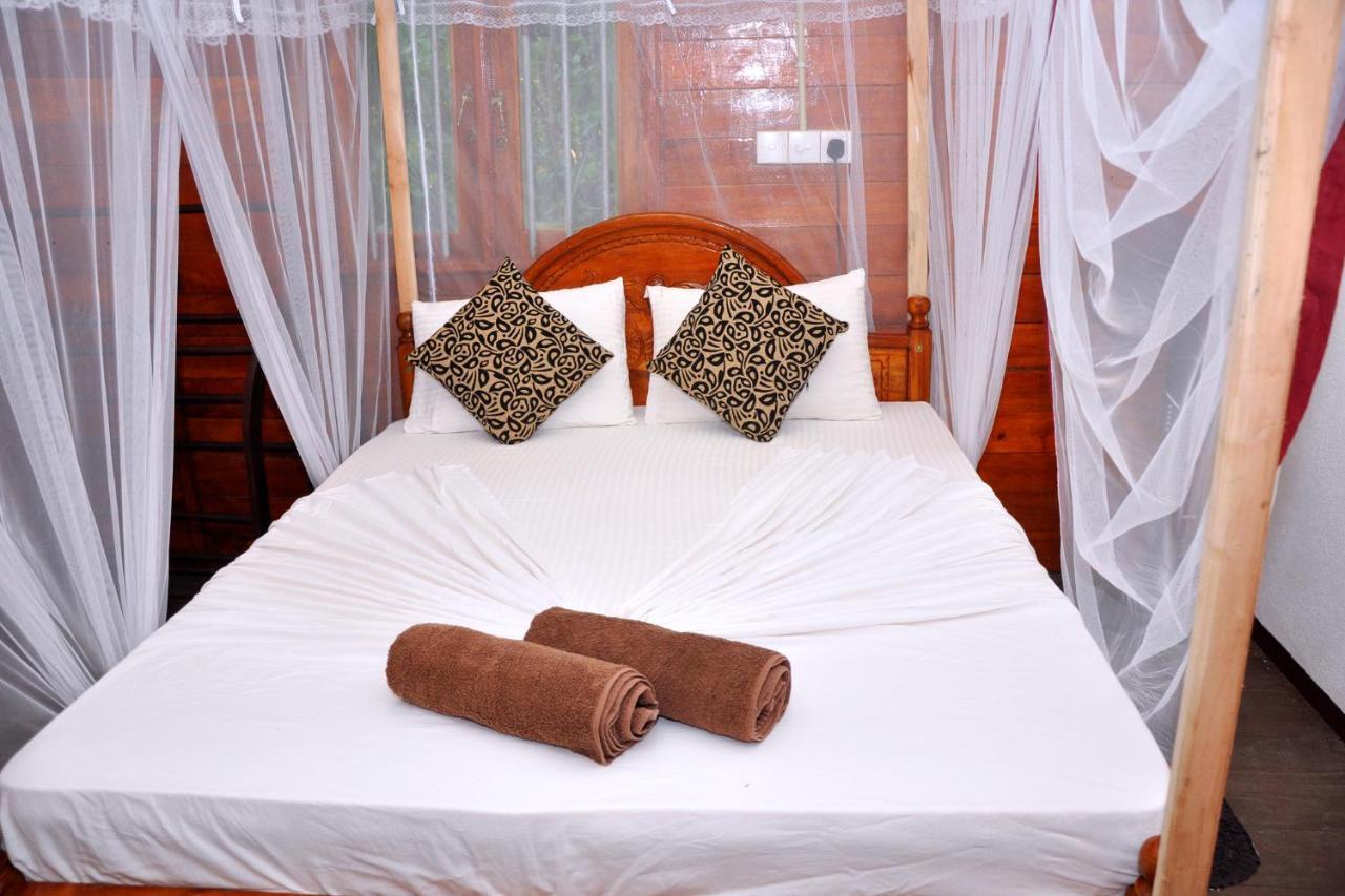 Rock Pool Residence Tangalle Bagian luar foto