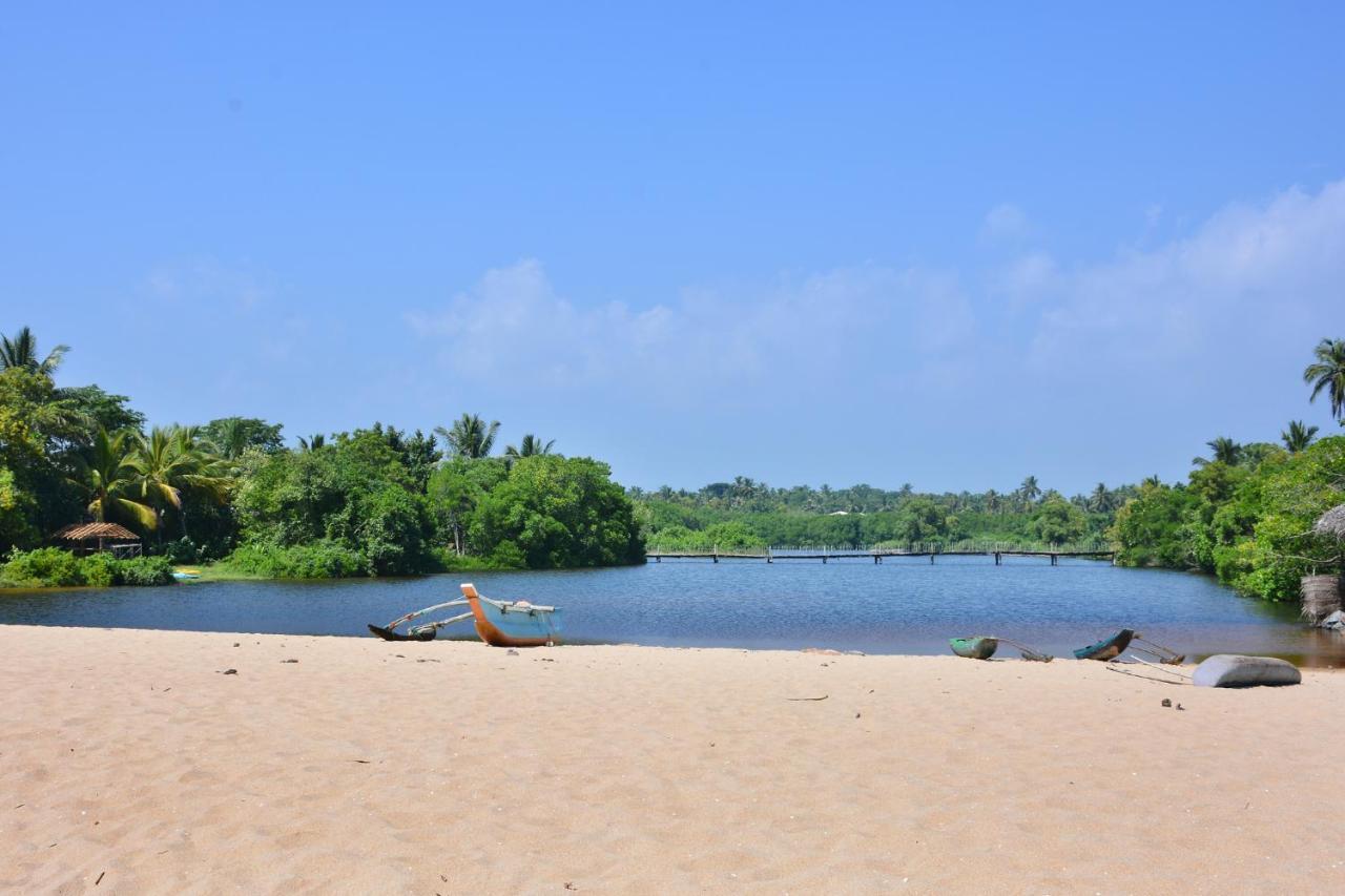 Rock Pool Residence Tangalle Bagian luar foto