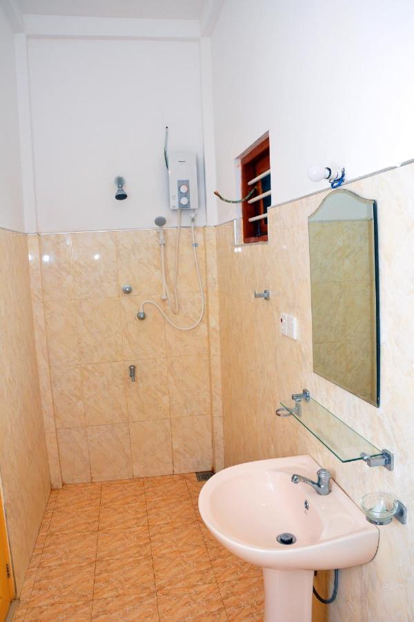 Rock Pool Residence Tangalle Bagian luar foto