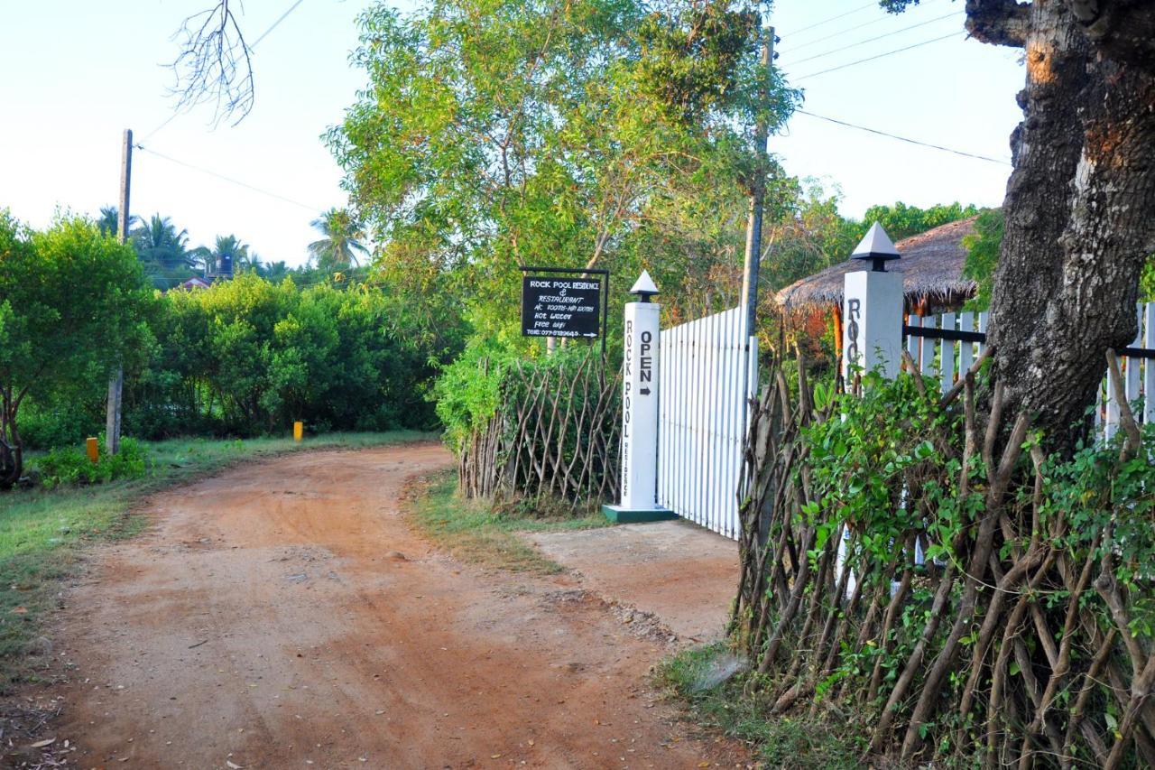 Rock Pool Residence Tangalle Bagian luar foto