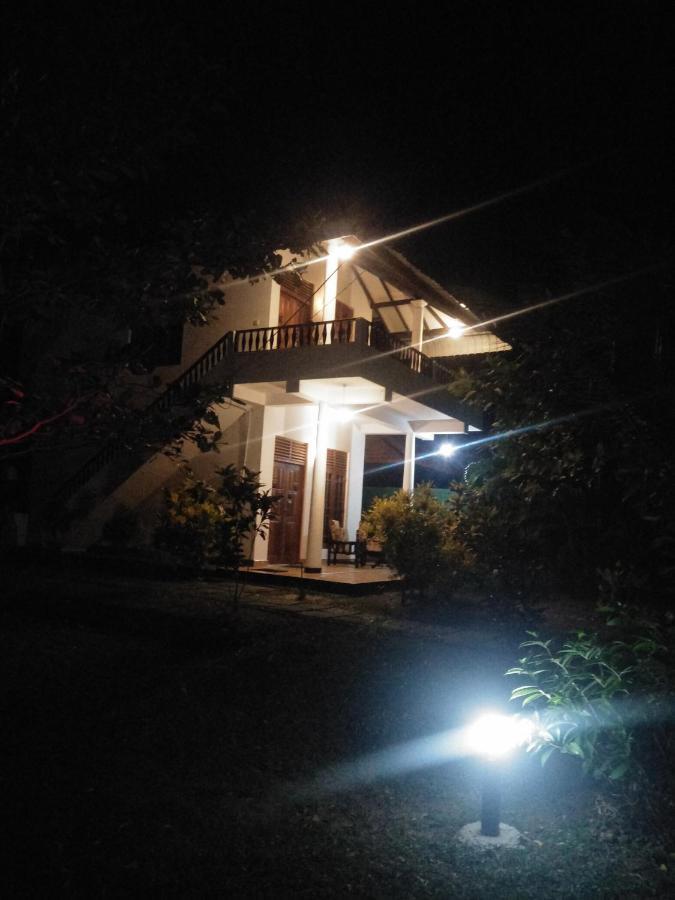 Rock Pool Residence Tangalle Bagian luar foto